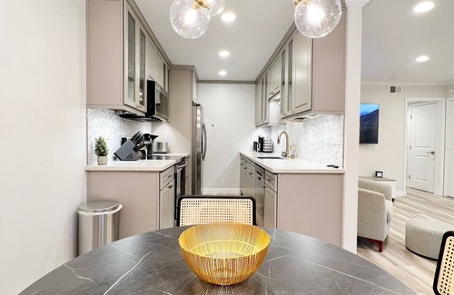 Snail Apartamento | Charming 2-bedroom apartment in Sunnyvale with Pool View!