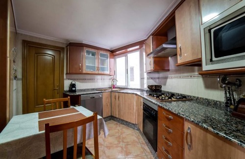 Arrancapins Condominio | Charming 2-bedroom apartment with WiFi, AC in enchanting València