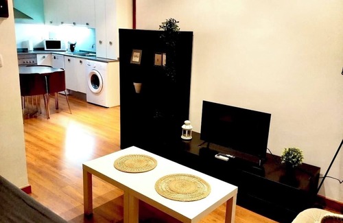 Morvedre Apartamento | Charming 2-bedroom apartment in fabulous València with AC, WiFi