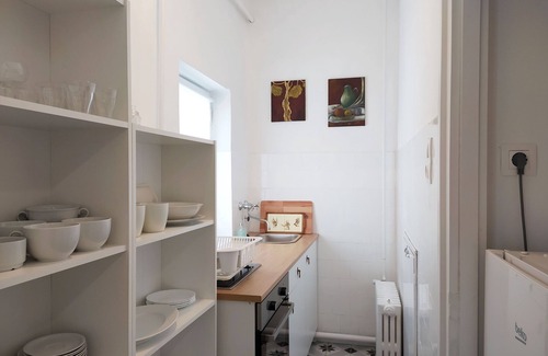 Keszthely Apartamento | Charming 2-bedroom apartment in lovely Keszthely with WiFi, washing machine