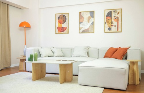 Kadikoy Apartamento | Charming 2-bedroom apartment with WiFi, AC in lovely Istanbul