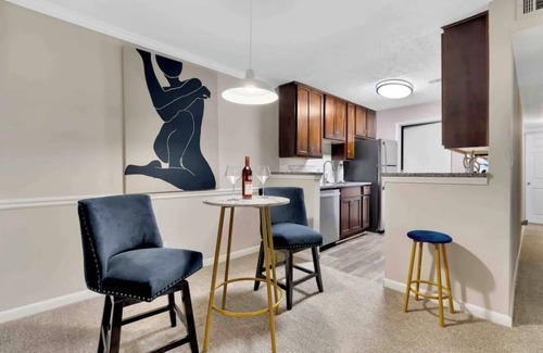 Cumberland Apartamento | Charming 2-bedroom apartment retreat, in enjoyable Marietta