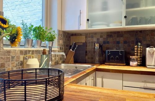 Pimlico Apartamento | Charming 2 bedroom apartment with garden in Westminster! Rare find!