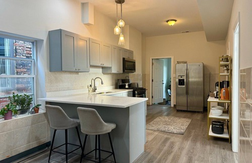 East Garfield Park Apartamento | Charming 2-bedroom apartment in hip Chicago