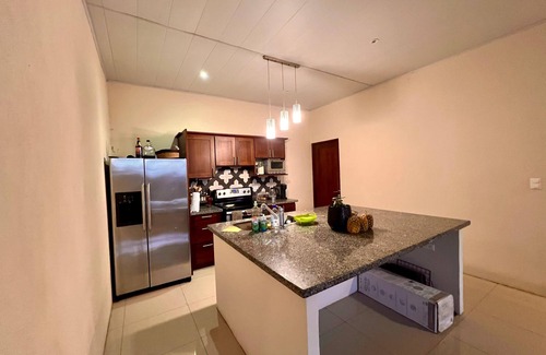 Mercedes Apartamento | Charming 2-bedroom apartment in wonderful Atenas with AC, WiFi