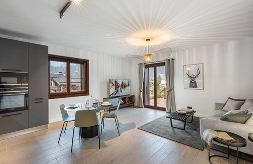 Demi-Quartier Apartamento | Apartamento cerca de pistas con jardín – Ideal familias