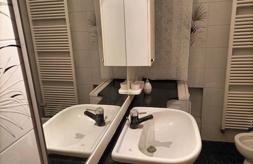 Castel Maggiore Apartamento | Charming 2-bedroom apartment with AC and WiFi in welcoming Bologna