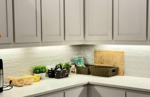 Vickery Meadow Apartamento | Charming 2-bedroom apartment with WiFi, AC in delightful Dallas