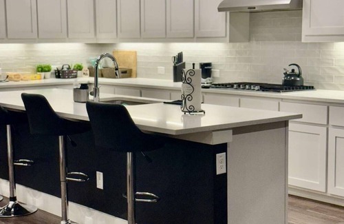 Vickery Meadow Apartamento | Charming 2-bedroom apartment with WiFi, AC in delightful Dallas