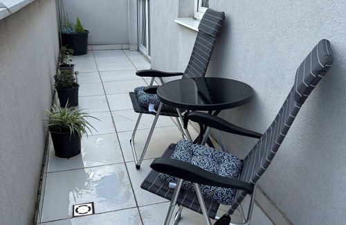 Arad Apartamento | Charming 2-bedroom apartment with AC, WiFi in superb Arad