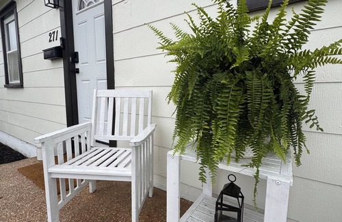 Southend Casa | Charming 2-bedroom bungalow with WiFi, AC in Brigantine