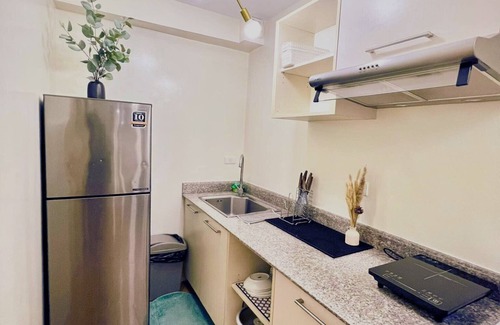 Sasa Condominio | Charming 2-bedroom condo with WiFi and AC in lovely Davao City