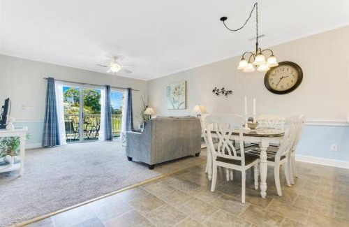 Central Myrtle Beach Apartamento | Charming 2-Bedroom Condo with Modern Amenities! MP 203
