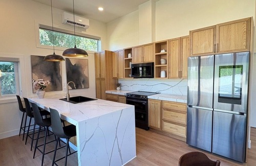 Central Okanagan Casa | Charming 2-bedroom bungalow in beautiful West Kelowna on the wine trail