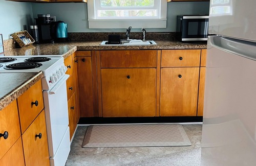 Bear Lake Cabaña | Charming 2-bedroom cottage on Bear Lake