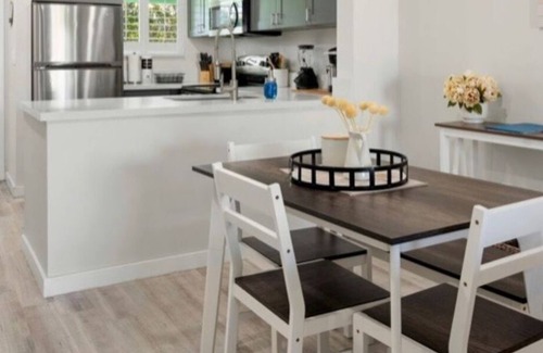 Rock Harbor Condominio | Charming 2-bedroom condo located in the enchanting Landings of Largo