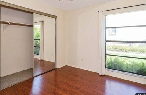 Tropic Condominio | Charming 2-bedroom condo with WiFi, AC in fantastic Melbourne close to beach