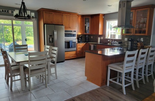 Rock Hill Cabaña | Charming 2-bedroom cottage in Rock Hill on Lake Wylie