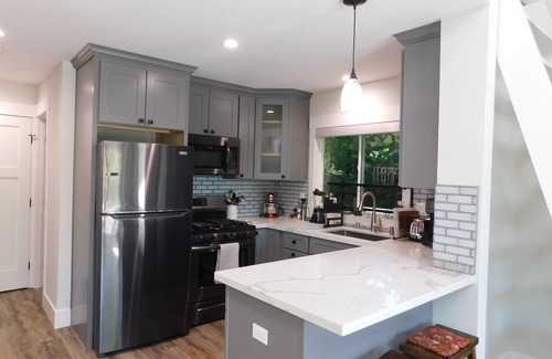 San Ramon Cabaña | Charming 2-bedroom cottage in lovely San Ramon, CA near highway for easy commute