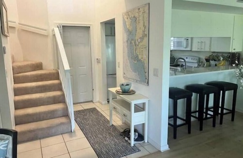 Bokeelia Condominio | Charming 2-bedroom condo with AC, WiFi in serene Bokeelia FL.With boat slip