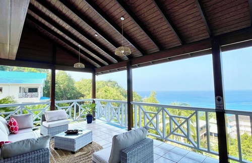 Charlotte Cabaña | Charming 2-bedroom cottage with AC, WiFi in awesome Castries