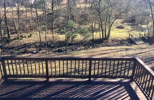 Franklin Cabaña | Charming 2-bedroom cottage in Franklin-a home away from home.