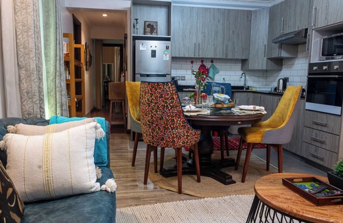 Nairobi Cabaña | Charming 2-bedroom cottage in Karen with WiFi , garden, free parking,, game