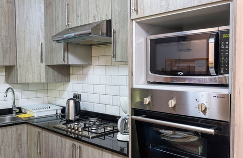 Nairobi Cabaña | Charming 2-bedroom cottage in Karen with WiFi , garden, free parking,, game