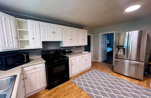 Fulton Cabaña | Charming 2-bedroom cottage in fabulous Fulton with AC, WiFi, sleeps 6