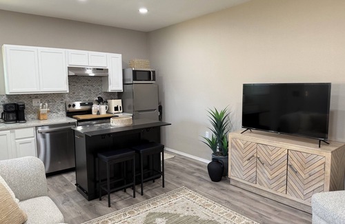 Tulsa Cabaña | Charming 2-bedroom cottage in Tulsa
