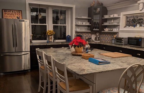 Madison Cabaña | Charming 2-bedroom, cozy cottage in the quaint village of Madison, CT