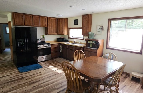 Manistique Casa | Charming 2-bedroom house with WiFi near Hiawatha National Forest in Manistique