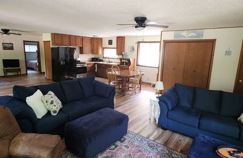 Manistique Casa | Charming 2-bedroom house with WiFi near Hiawatha National Forest in Manistique