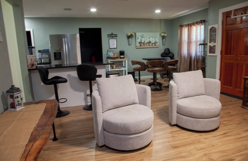 Richardson Casa | Charming 2-bedroom house in North Dallas -Fully Updated inc 2 dual monitor desks