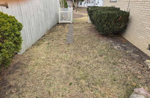Southfield Casa | Charming 2-bedroom house with AC, WiFi in wonderful Southfield2 car