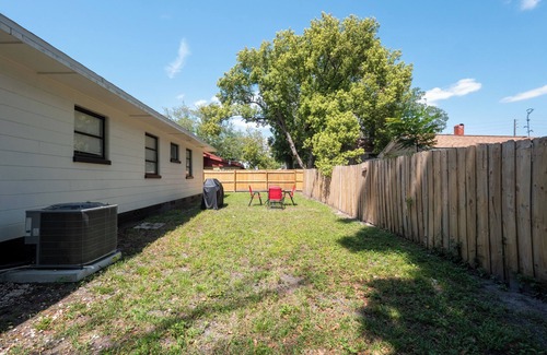 Historic Downtown Kissimmee Casa | Charming 2-bedroom house in Kissimmee near Disney