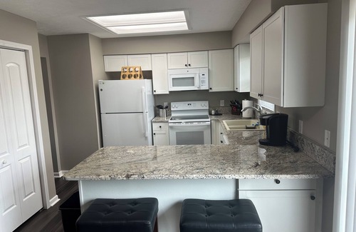 Papillion Casa | Charming 2-bedroom house in peaceful Papillion with AC
