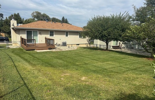 Papillion Casa | Charming 2-bedroom house in peaceful Papillion with AC