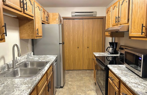 Reedsburg Casa | Charming 2-bedroom Home in Reedsburg - 20min from Wisconsin Dells
