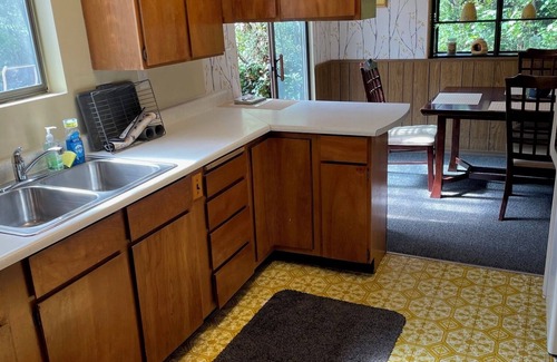 Marylhurst Casa | Charming 2-bedroom house in beautiful West Linn