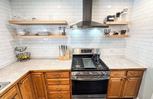 Athmar Park Casa | Charming 2-Bedroom Home with Spacious Backyard, and Easy Access to Downtown