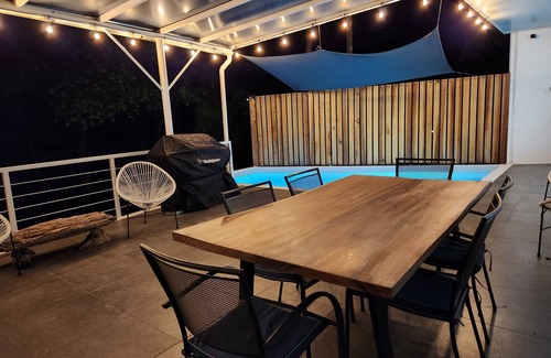 Cantón de Hojancha Casa | Charming 2-bedroom house in lovely Puerto Carrillo with WiFi, AC