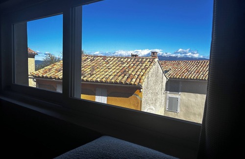 Venasque Casa | Charming 2-bedroom house in a historic and beautiful village