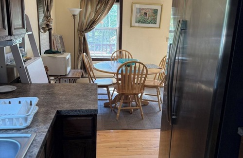 Falmouth Casa | Charming 2-bedroom house with AC, WiFi in lovely Falmouth