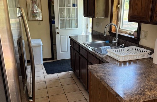 Falmouth Casa | Charming 2-bedroom house with AC, WiFi in lovely Falmouth