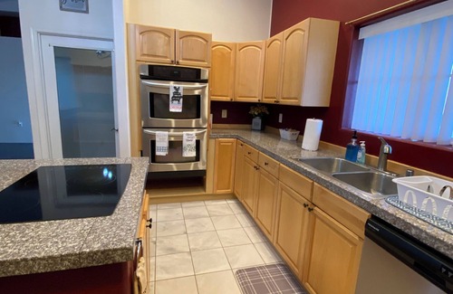 Sierra Vista Southeast Casa | Charming 2-bedroom house in Hereford. Mountain and Valley views.
