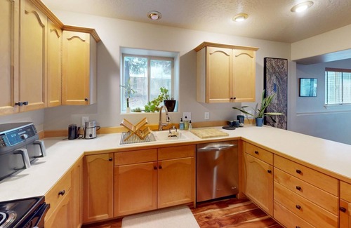 Southgate Triangle Casa | Charming 2-bedroom house with over 1700 sf in Missoula.