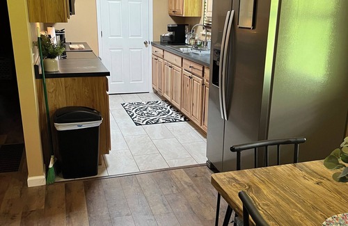 Raceland Casa | Charming 2-bedroom house located in beautiful wooded setting!