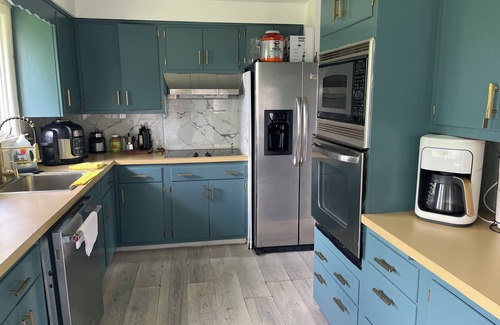 DeWitt Casa | Charming 2-bedroom house with AC, WiFi in Syracuse