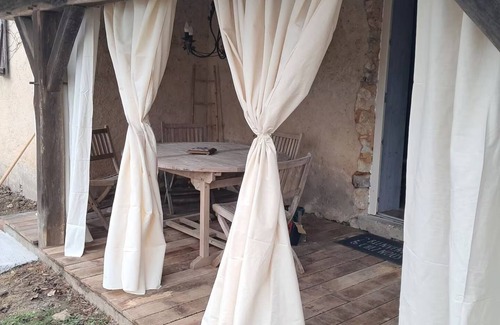 Sagelat Casa | Charming 2-bedroom house in amazing Sagelat with WiFi